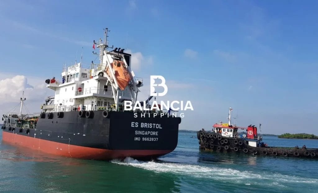 indonesia weather - 5 Types of Vessels in The Ocean