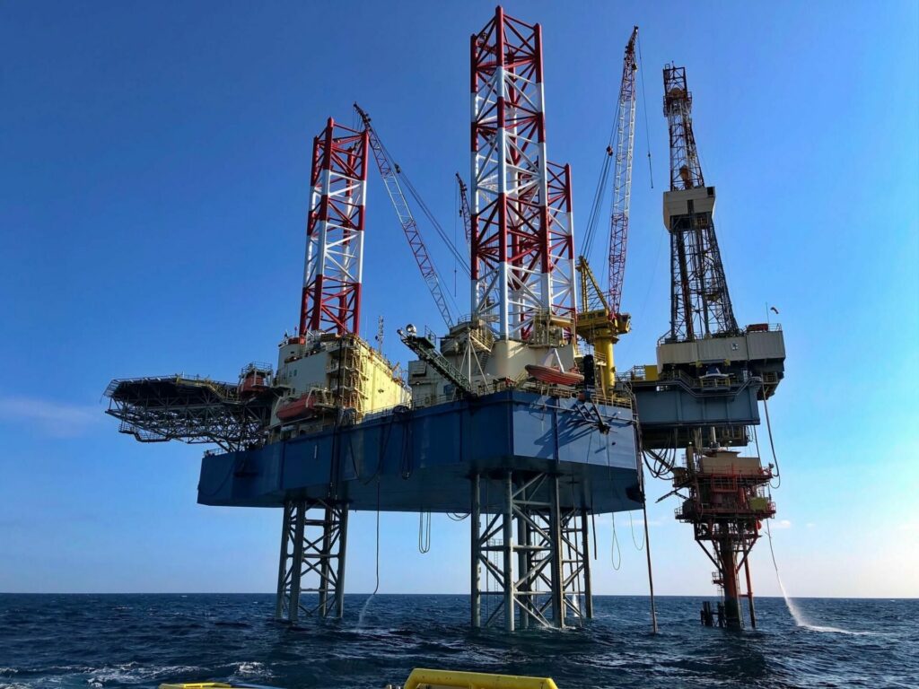 5 Types of Vessels in The Ocean 5 offshore support vessel