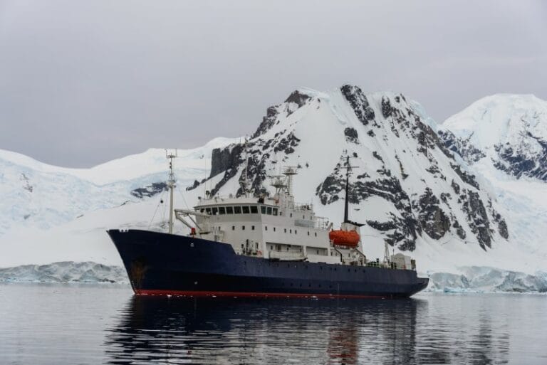 icebreaker ship