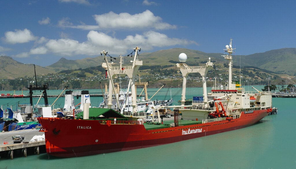 Husbandry Services: Enhancing Shipping Efficiency to Save Time and Costs 2 benefit of husbandry services