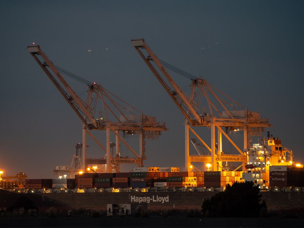 Beyond Borders: Expanding Horizons with Professional Shipping Agencies 8 proffesional shipping agencies