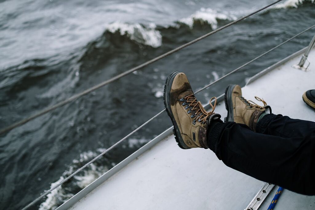 Crewship Realities: Identifying and Overcoming Pain Points Aboard 12 crewship realities