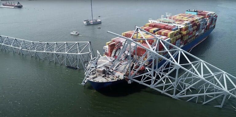 Container Ship Collision: Chaos at Francis Scott Key Bridge