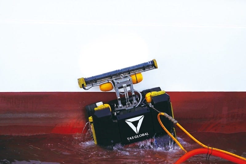 hull cleaning techniques - 3 Hull Cleaning Techniques for Optimal Ship Performance