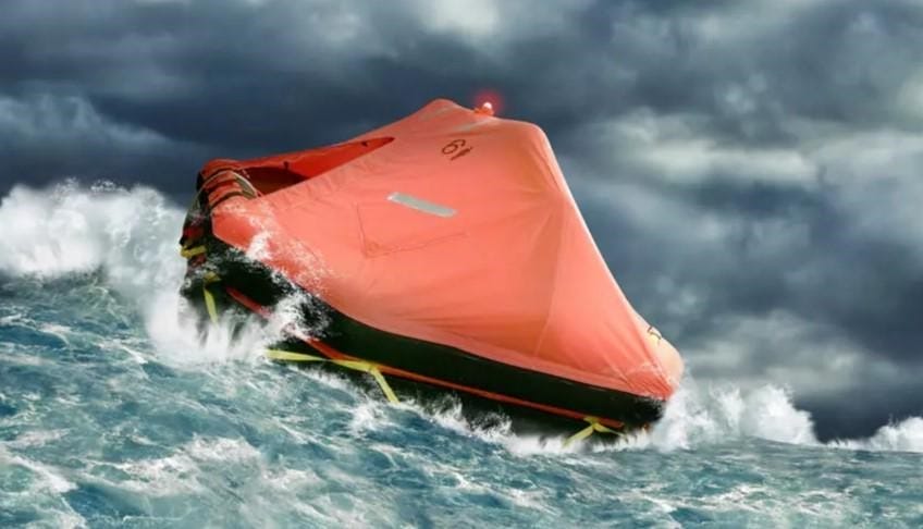 inflatable lifeboat