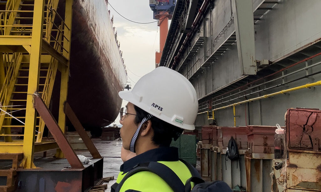 Unaltered Supervision During the Dry Dock Emptying Process by Ship Agencies 12 oil spill prevention - Unaltered Supervision During the Dry Dock Emptying Process by Ship Agencies