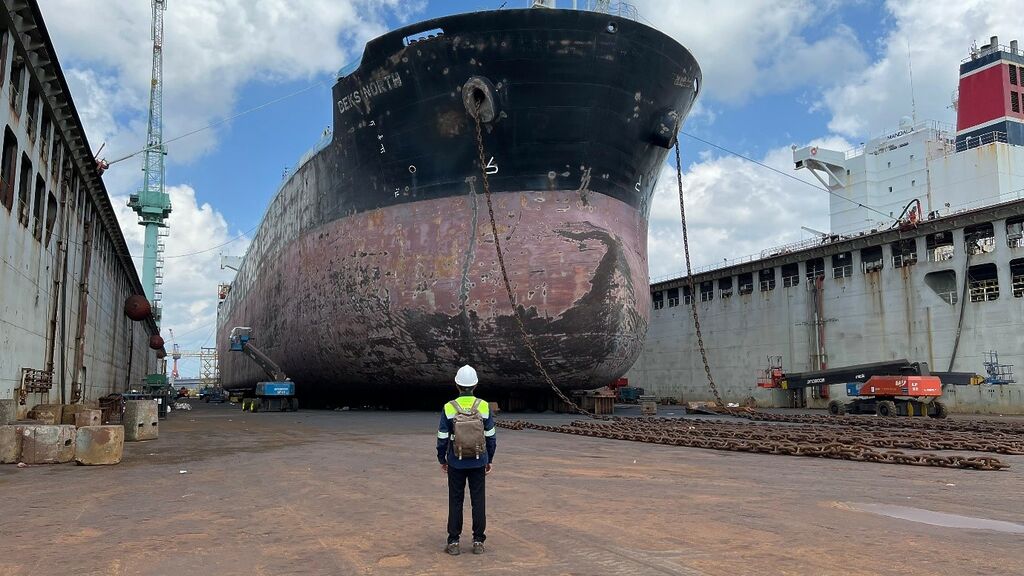 Servicing Anchors and Chains In Dry Docking For Ensuring Safety and Efficiency 4 ship agency services - Servicing Anchors and Chains In Dry Docking For Ensuring Safety and Efficiency