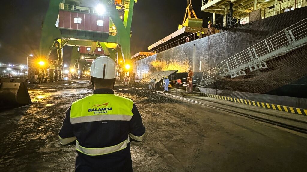 Partnering with Balancia for Efficient, Safe, and Reliable Loading and Unloading Operations 2 vessel supply chains - Partnering with Balancia for Efficient, Safe, and Reliable Loading and Unloading Operations