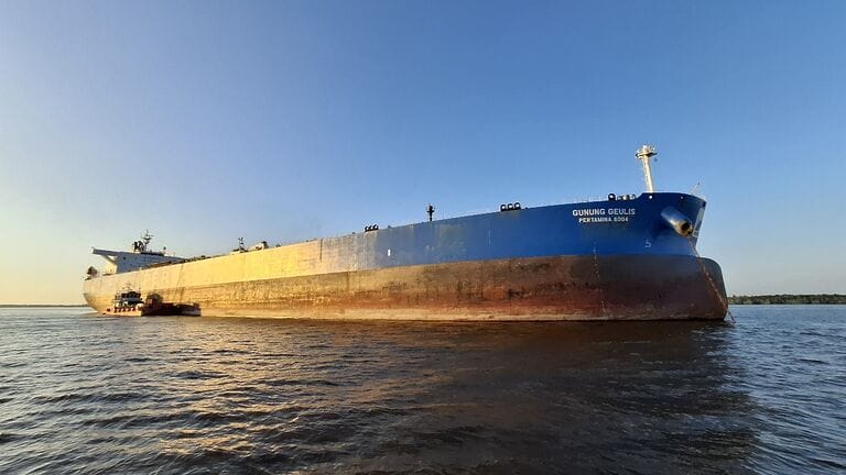 The Hidden Dangers of Reckless Ship Cleaning: Why Safety Must Come First