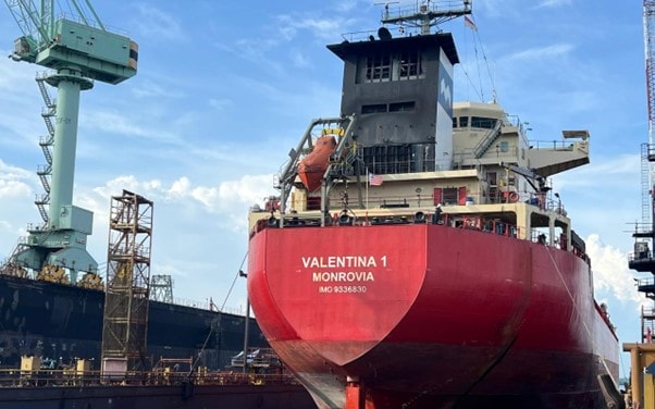 Tips for Preventing Shore Power Overload While Dry Docking 10 underwater cleaning services - Tips for Preventing Shore Power Overload While Dry Docking