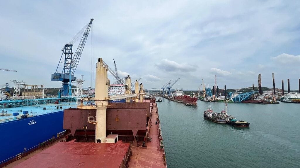 crew change hospitality - Optimizing Inventory Management and Vessel Supply Chain in Batam, Indonesia