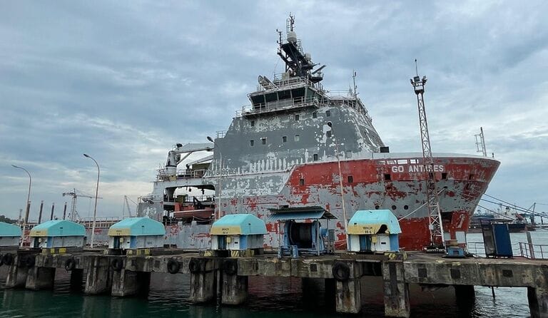 Cost-Effective and Reliable Dry Docking Services in Batam