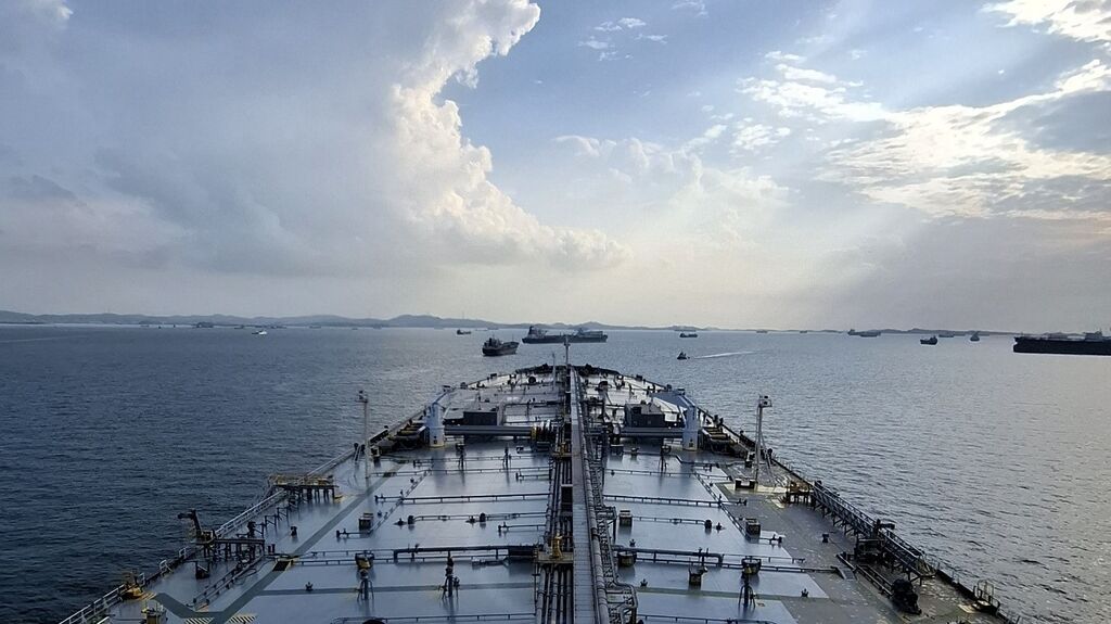 Oil Spills and Marine Protection: Effective Strategies for Response and Prevention 10 port agency services - Oil Spills and Marine Protection: Effective Strategies for Response and Prevention