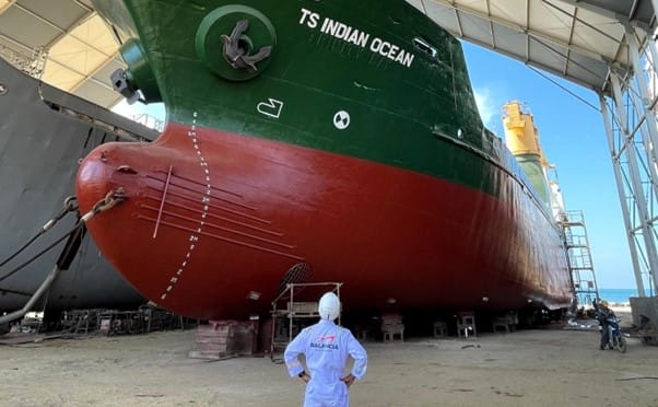 Dry Docking Survey Records: Essential Steps for Compliance & Efficiency