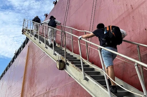 Crew Welfare in Batam: Quick and Safe Crew Change Process for Global Vessels 7 crew welfare in batam