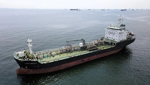Tanker Crews: Strategies That Work for Long-Voyage Motivation 1 tanker crews