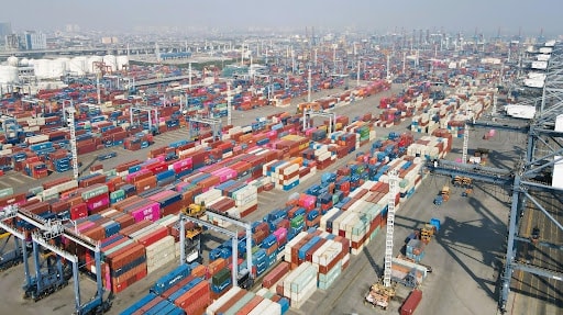 Batam Maritime: Strengthening Regional Hubs Through Safe and Efficient Port Services 4 Batam maritime