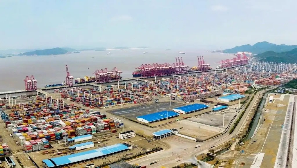 The Giants of Global Trade: 3 Massive Ports That Will Blow Your Mind 4 - The Giants of Global Trade: 3 Massive Ports That Will Blow Your Mind