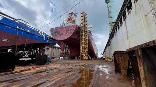 Dry Docking Techniques for Vessel Durability 8 Dry Docking Techniques for Vessel Durability