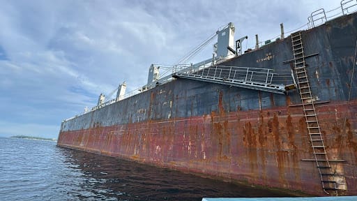 Underwater Cleaning for Enhanced Port Vessel Care