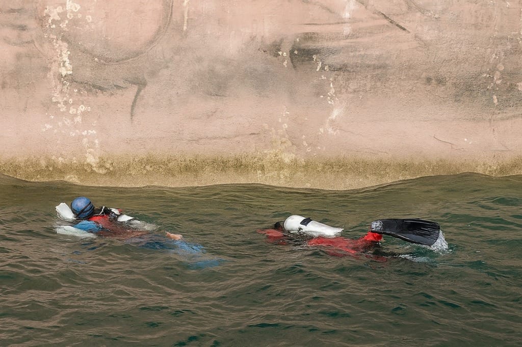 vessel care - Underwater Cleaning for Post-Holiday Vessel Care