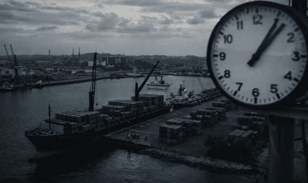 ship agency - Ship Agency's Guide to Understanding and Calculating Laytime and Demurrage in Indonesia
